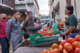 Tim gabungan Pemkot Medan tertibkan  PKL di Pasar Kampung Lalang