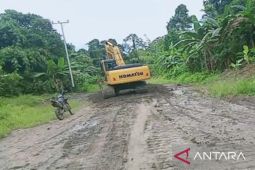 Masyarakat Kaimana pertanyakan pembangunan jalan Mandiwa Arguni Bawah