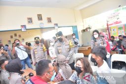 Kapolda Jambi minta kades di Jambi aktif ajak warga vaksinasi
