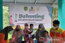 PT BRE bagi-bagi susu bantu Pemkab Tapin cegah stunting