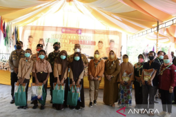 Gubernur Gorontalo motivasi anggota pramuka ikuti vaksinasi