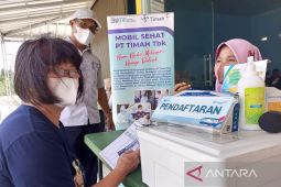 Datangi Desa Benteng Kota, Mobil Sehat PT Timah layanan kesehatan gratis yang ditunggu warga