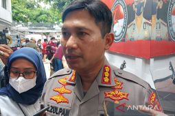 Polisi selidiki peluru nyasar yang mengenai pemuda di Kramat Jati