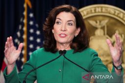 Media: New York cabut mandat masker di ruang tertutup