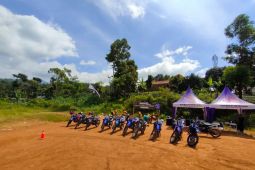 Jadi bagian keluarga bLU cRU Yamaha, pengguna WR 155 R nikmati pelatihan off road