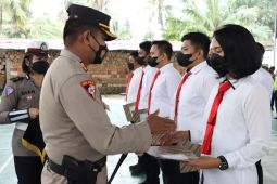 Ungkap kasus 13.500 butir pil extacy, delapan personel peroleh reward dari Kapolres Tebing Tinggi