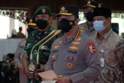 Kapolri  minta pengendalian lonjakan COVID-19 dilakukan maksimal
