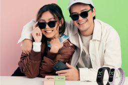 OPPO bagikan kacamata "couple" untuk rayakan hari Valentine