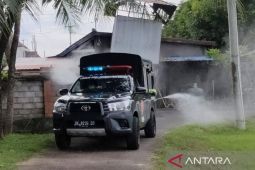 Pemkot Denpasar semprotkan desinfektan untuk cegah COVID-19