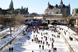 Enam rekomendasi acara sekaligus wisata di dunia sepanjang 2022