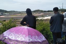 Pebalap MotoGP bisa cicipi pepes nyale jelmaan Putri Mandalika