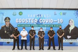 Kejati Kalbar gelar vaksinasi penguat atau booster