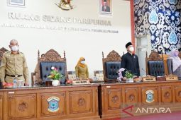 Pemkot Pangkalpinang sampaikan dua Raperda ke DPRD