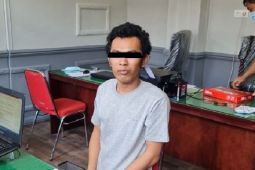 Tahanan polisi menyerahkan diri setelah jalan kaki selama tiga bulan