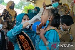 Pemerintah Kabupaten Bangka Tengah berikan vitaman A kepada anak