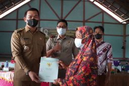Jadi akses ke IKN, 3.350 sertifikat gratis gratis diberikan kepada Warga Putussibau Selatan