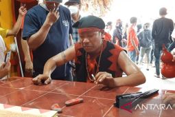 Ratusan tatung gelar ritual tolak bala di Kota Singkawang