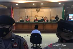 Hakim sebut pesantren milik Herry Wirawan belum bisa dibubarkan karena hukum