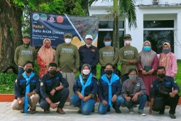 Bakti sosial Mapala FH Unja ke warga SAD bagian program MBKM
