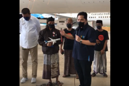 Erick beri modal Rp50 juta ke pembuat miniatur  pesawat asal Madura