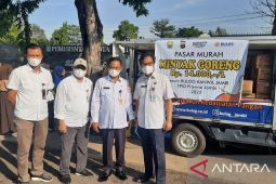Bulog Jambi gelar operasi pasar minyak goreng