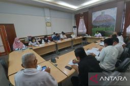 Sintang bahas Perbup pengendalian BBM subsidi