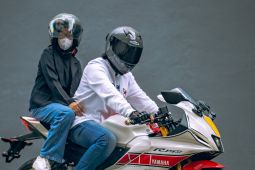 bLU cRU Fun Riding "Road to Mandalika" di Bandung dengan All New R15 Connected