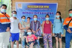 PT CMI bantu penyandang disabilitas di Kecamatan Air Upas dan Marau
