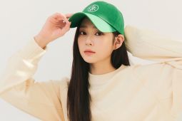 Eks anggota grup K-pop IZ*ONE Kim Min Ju positif COVID-19