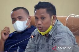 DPRD Gorontalo Utara minta pemkab aktifkan bus sekolah gratis