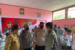 Kapolres Gorontalo Kota ajak anak sekolah ikut program vaksinasi