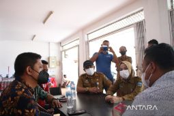 Diduga menimbun, Pemkab Serang lakukan pengecekan minyak goreng di waralaba