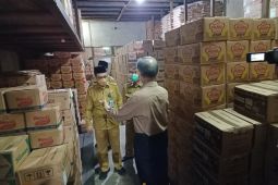 Tim Terpadu sidak stok minyak goreng di distributor-swalayan Pontianak