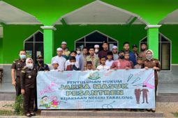 Kejari Tabalong edukasi santri soal pencegahan kekerasan seksual