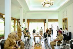 Pemkab Banyuwangi fasilitasi petani kopi dengan investor lewat program "Ijen Coffee Market"