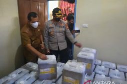 Polres OKU Sumsel bongkar gudang penimbunan minyak goreng
