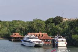 26 wisman Singapura tiba di Batam