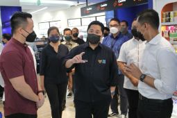 Menteri Erick cek layanan vaksinasi booster Sinopharm Kimia Farma