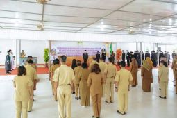 Sekda lantik kepala dan TU puskesmas
