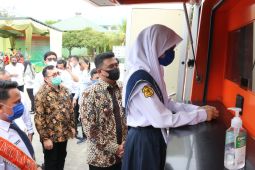 Bobby: bank sampah sekolah edukasi kebersihan sejak usia dini