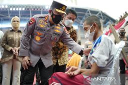 Kapolri mendorong percepatan vaksinasi dosis kedua dan "booster"