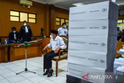 Jaksa tuntut hukuman 10 tahun penjara untuk terdakwa M Kece