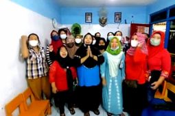Sejumlah kader kesehatan di kota Surabaya siap mundur
