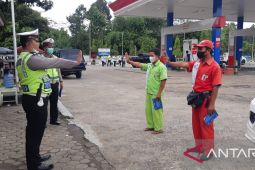 Polda Jambi minta SPBU terapkan sistem pengaturan truk pengantre solar