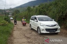 Jalur Puncak II tetap menjadi solusi macet total kawasan Puncak