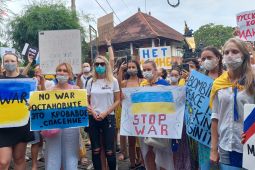 Warga Ukraina-Rusia di Bali tolak perang
