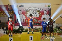 Atlet PB PKT Juara Pertama tujuh kategori Bontang Badminton Kapolres Cup 2022