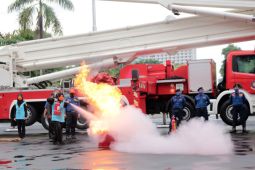 Sekitar 53 persen kejadian kebakaran di Surabaya berhasil dipadamkan warga