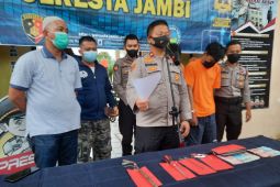 Tim gabungan bakar arena judi sabung ayam