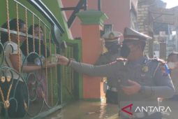 Polres Sampang salurkan bantuan tanggap darurat kepada korban banjir